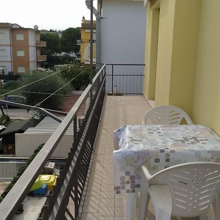 Appartamento Marcella A Due Passi Dal Mare Marcelli Dış mekan fotoğraf